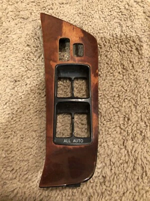 Bisel del panel interruptor de la puerta del conductor Lexus RX 300 Foto 1 de 4