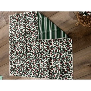 Longaberger Basket Traditional Holly 17" Fabric Square Reversible Christmas - Picture 1 of 2