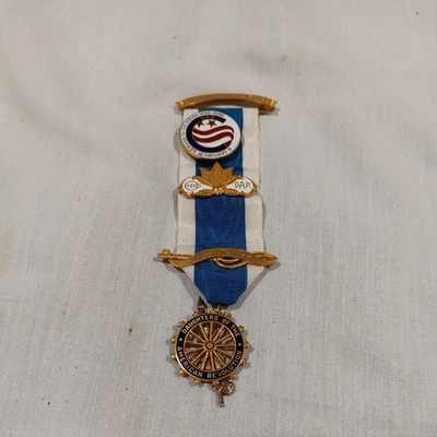 Vintage The Daughters of the American Revolution Yellow Gold Medal  - Image 1 of 4