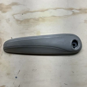 17 18 19 Chrysler Pacifica Front Passenger Right Seat Armrest Gray Leather - Picture 1 of 10