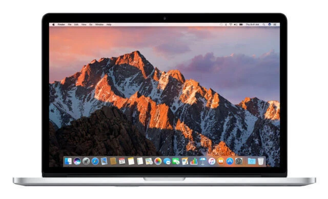 Apple MacBook Pro 15.4" (256GB SSD, Intel Core i7 4th Gen., 2.2GHz, 16GB RAM) Laptop - Silver - MJLQ2LL/A (Mid 2015)