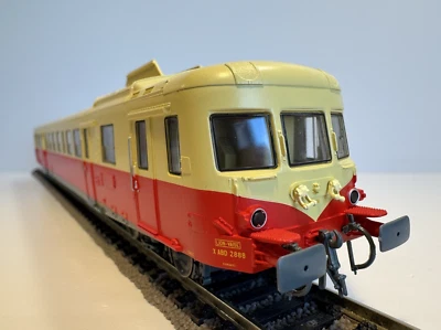 ROCO 43082 DIGITAL - Autorail X 2800 dépot de LYON VAISE de la SNCF ép.IV en HO - Photo 1/4