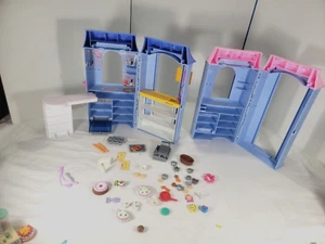 2 Barbie Bake Shop Cafe Mattel Playset food cakes pie cookies coffee acces lot - Picture 1 of 12
