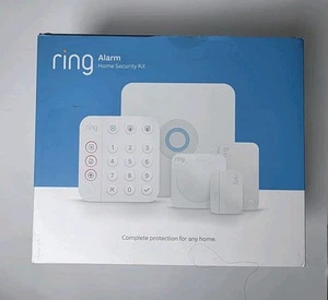 Kit de seguridad Ring Alarm 8 piezas, sistema de seguridad para el hogar 2da generación con Alexa TOTALMENTE NUEVO - Imagen 1 de 11
