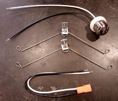 E26 socket adapter, pigtail and clips for can light LEDs - Image 1 of 4