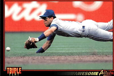1993 Triple Play #200 Roberto Alomar - Image 1 of 2