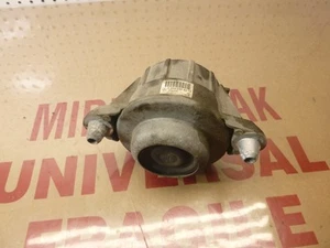 12-15 Mercedes C250 right Front Engine Motor Support Mount OEM A2042404217 - Picture 1 of 7