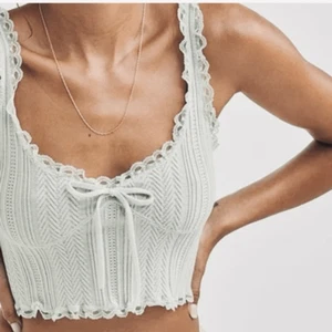 Camiseta sin mangas For Love and Lemons blanca tejida recortada con encaje para mujer mediana - Imagen 1 de 4