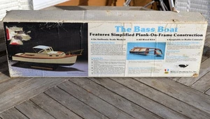 Vintage Midwest Products “BASS BOAT” all Wood Kit RC or static - Picture 1 of 2