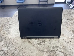 Dell Latitude 5470 Windows 10 Pro Activated Intel Core i5 256GB SSD 16GB RAM - Picture 1 of 5