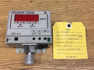 NKS Digital Manometer 0-3 kgf/cm^2 Schalterabdeckung fehlt - Bild 1 von 8