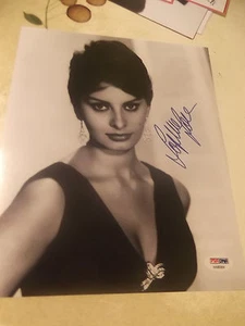 SOPHIA LOREN Autographed 8x10 Photo PSA/DNA - Picture 1 of 3