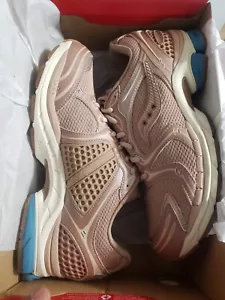 Saucony ProGrid Triumph 4 - Picture 1 of 10