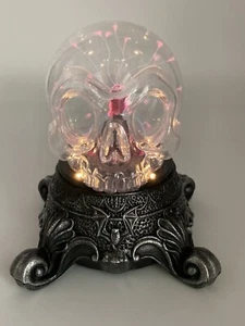 Halloween Decoration Light Up Plasma Skull Hyde & Eek Plasma Skull TESTED WORKS - Picture 1 of 7