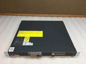 Cisco MDS 9124 DS-C9124-K9 V04 24-portowy wielowarstwowy przełącznik tkaninowy z podwójnym zasilaczem - Zdjęcie 1 z 9