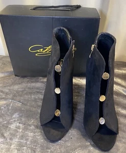 Neue schwarze Damen-Booties von Cathy Din mit goldenen Knöpfen Bryn-5 Größe 10 - Bild 1 von 14