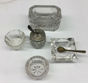 Assortment of 5 Vintage Collectible Glass Salts Cellars - Picture 1 of 6