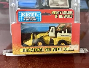 Ertl International Harvester 560 Wheel-Loader 1/80 Mighty Movers New #1850 - Picture 1 of 5