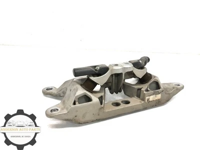 2016-2018 CADILLAC CT6 2.0L RWD AUTOMATIC TRANSMISSION MOUNT BRACKET OEM - Image 1 of 4