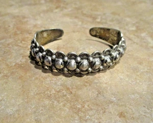 SPLENDID !!! Old 1940's Navajo Sterling Silver DOME DESIGN Bracelet Signed - Picture 1 of 14