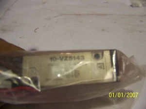 SMC SOLENOID VALVE  P/N:  10-VZ5143 - Bild 1 von 2