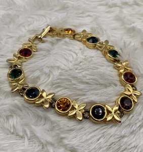 Bracciale Vintage Tono Oro Multicolore Pietre Vetro Farfalla USA - Foto 1 di 9