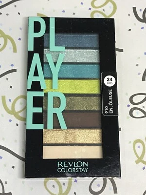 Revlon ColorStay Looks Book Eyeshadow Palette 910 Player 0.12 oz - Image 1 of 4
