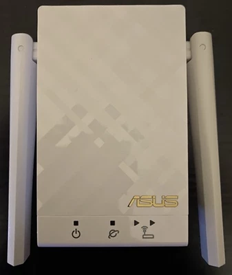 ASUS Dual Band WiFi Wireless Repeater & Range Extender RP-AC55 White - Image 1 of 2