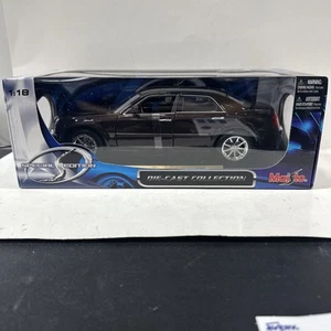 2005 Maisto 1:18 Diecast Collection Chrysler 300 Hemi C Special Edition - Picture 1 of 13