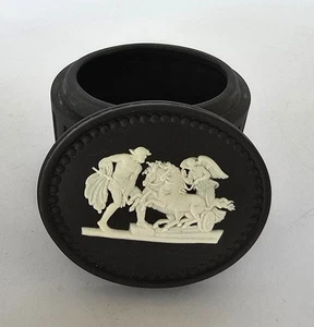 Wedgwood Black Basalt Jasper Ware Ring Box Fluted Sides Original Box & Packaging - Picture 1 of 14