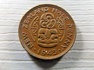 NEW ZEALAND 1945 Half Penny - Picture 1 of 2