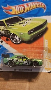 Hot Wheels 2011 New Models Dodge Challenger Drift Car  - Picture 1 of 4