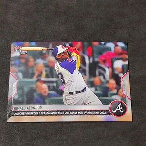 2022 Topps Now Ronald Acuna Jr #134 Falling down Home Run. - Bild 1 von 2