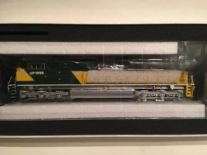 HO Athearn Genesis Union Pacific Chicago North Western SD70ace UP 1995 DCC SOUND - Picture 1 of 10