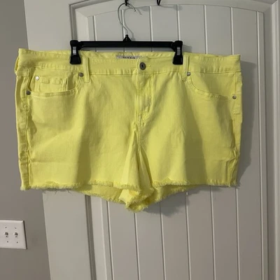 Pantalones Cortos Tórridos Denim Amarillo Neón Jean Flecos Dobladillo Talla Grande 24 Elastizados *LEER Foto 1 de 4