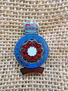 Vintage Enamel Badge | Womens World Bowls Championships 1977 | Pin Badge - Picture 1 of 2