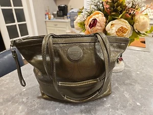 Coach Signature Green Patent Hobo Metallic Leather Bag - Picture 1 of 4