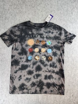 Camiseta Gráfica Fifth Sun Astronomy Sistema Solar Planetas Preta Tamanho M Aparência Vintage - Imagem 1 de 4