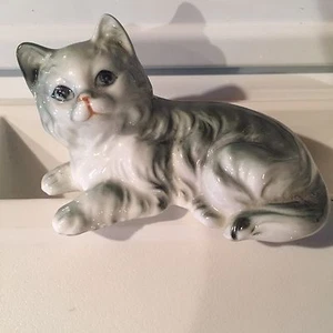 Vintage Enesco Sitting Kitty 1984 - Picture 1 of 3
