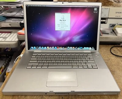 Apple MacBook Pro 15 pulgadas agosto 2006 2 GHz Intel Core Duo (MA464LL/A) RARO Foto 1 de 4