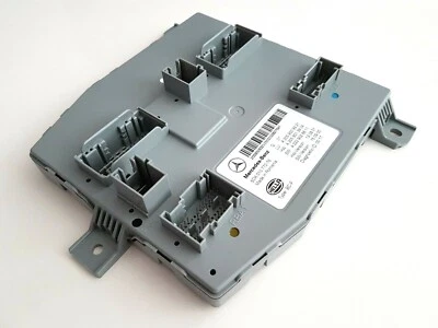 MERCEDES-BENZ W205 300e 2015 unidad de control sam delantera oem a2059009321 Foto 1 de 4