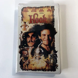 HOOK VHS Robin Williams Dustin Hoffman 1997 Clamshell Case NEW & SEALED - Picture 1 of 5