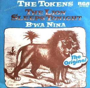 The Tokens - The Lion Sleeps Tonight / B Wa Nina 7" (VG+/VG+) ' - Picture 1 of 1