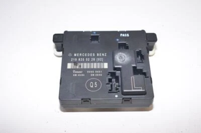 2008 MERCEDES BENZ CLS550 DRIVER LEFT REAR DOOR CONTROL MODULE 219219 820 02 26 - Image 1 of 4