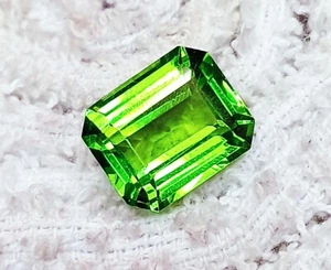 Emerald Cut Natural Green Peridot 9.80 Ct CERTIFIED Loose Gemstone For Sale - Picture 1 of 6