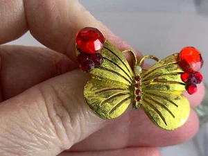 Brosche Anstecknadel Schmetterling rot Strass Vintage Gold M-0276 - Bild 1 von 3