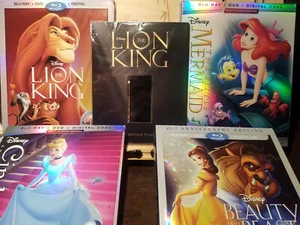 Disney Limited Edition Lion King Film, Beauty & The Beast, Beverly Hills Blu-ray - Picture 1 of 22