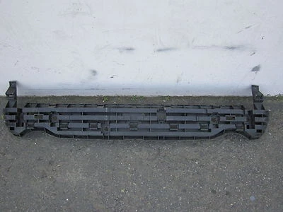 nn705117 Volvo V70 XC70 2001 2002 2003 2004 Rear Bumper Support Center Bracket - Изображение 1 из 4