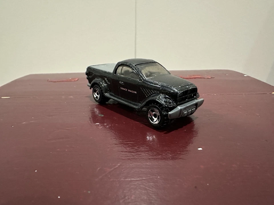 Hot wheels Black Dodge Power Wagon  — 第 1/1 张图片