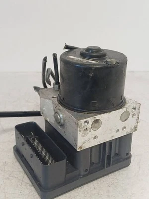 Ford Focus 2010 85kW ABS Control Unit 8M512C405CA ALD13049 - Image 1 of 4